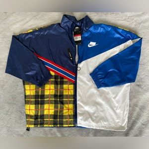 Nike sportswear multicolored plaid woven jacket💊🌀